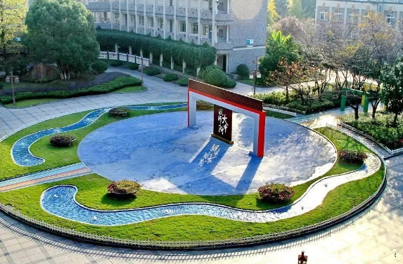 2025年杭州师大附中国际部招生计划与入学要求全攻略