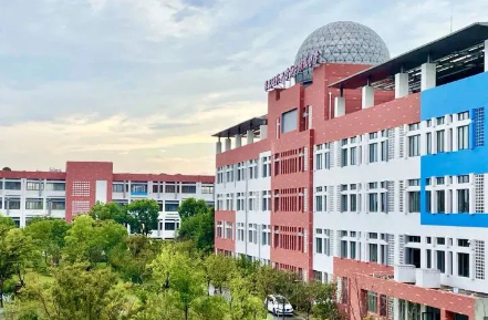 华二国际部（紫竹校区）中港澳台联考班招生开放日报名（3月30日）