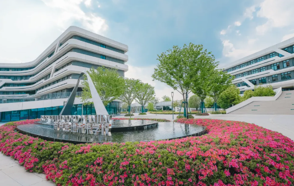 2024年南京金地未来学校高中部艺术特长生招生简章