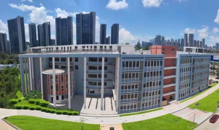 深圳中宏国际书院校园环境怎么样？学校设施好吗？